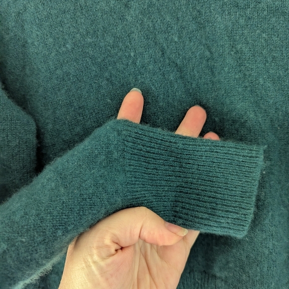 Aritzia Babaton Forest Green Luxe 2 Ply Cashmere Sweater Kath Mockneck Size 2XS - Picture 5 of 9